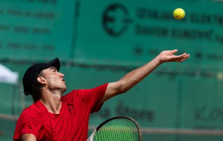 Tennis-Store_0132_230620_VID