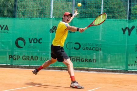 Tennis-Store_0221_230620_VID