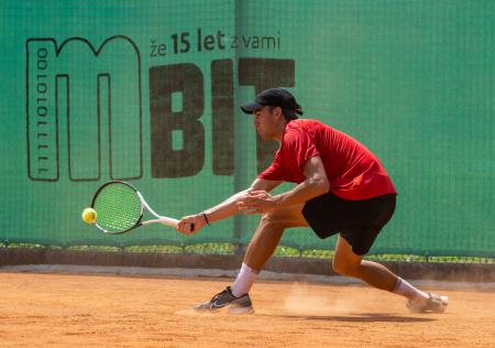 Tennis-Store_0706_230620_VID