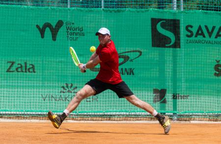 Tennis-Store_1061_230620_VID