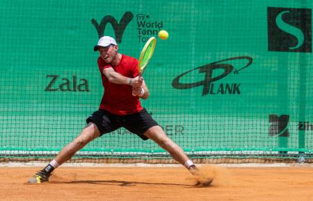 Tennis-Store_1065_230620_VID