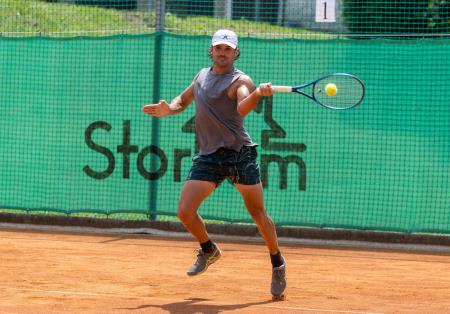 Tennis-Store_1148_230620_VID