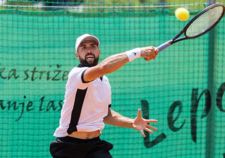 Tennis-Store_1312_230620_VID