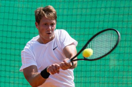 Tennis-Store_1516_230620_VID