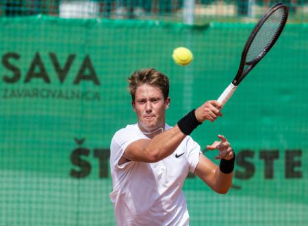 Tennis-Store_1798_230620_VID