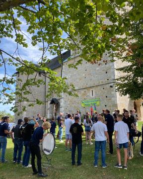 7295349B-0630-4F88-A204-A1AAACE943AB