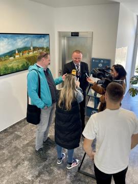 IMG-1669b57b19b78d8c1ce7c0c0fbc8c481-V