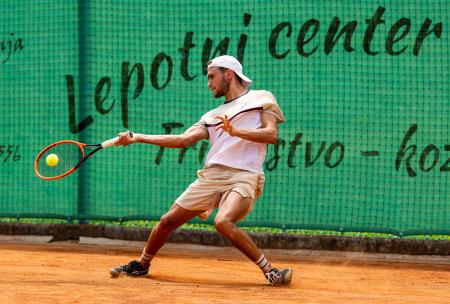 Store_Open_0159_240707_VID