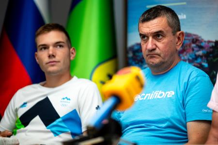 Tennis_Store_0014_240702_MKV