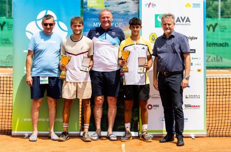 Store_Open_0220_240707_VID