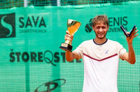 Store_Open_0228_240707_VID