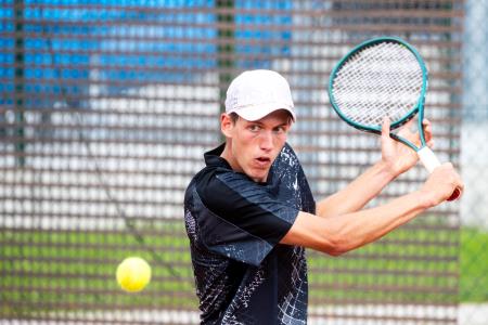 Tennis_Store_0047_240702_MKV