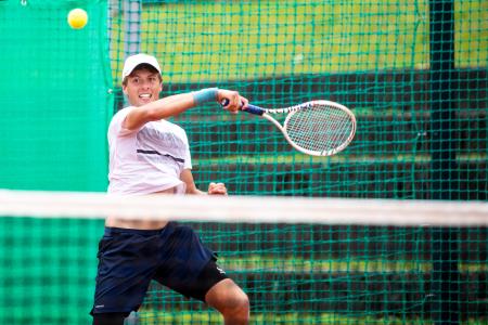 Tennis_Store_0050_240702_MKV