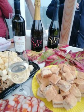 IMG-f43fef3614006558af25f045f1d1f7b1-V