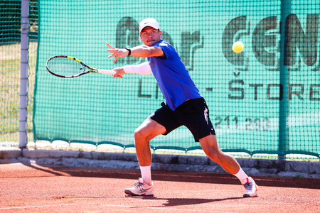 2240_wtt_store_250701_LV