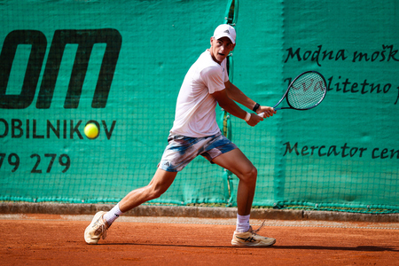 003_wtt_store_finale_250706_LV