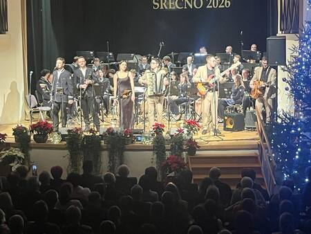 IMG-9c434ba930bc9e182b02bd015dbdab06-V