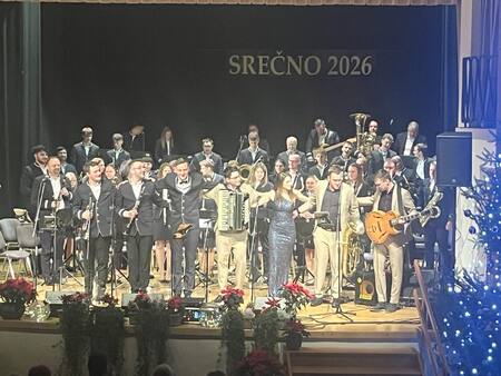 IMG-701bacfd15d2f6572f23688e4760cef8-V